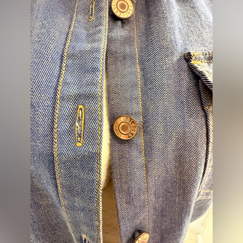 CAbi Ladies Denim Workshop Shacket‎ - Large - Picture 4 of 11